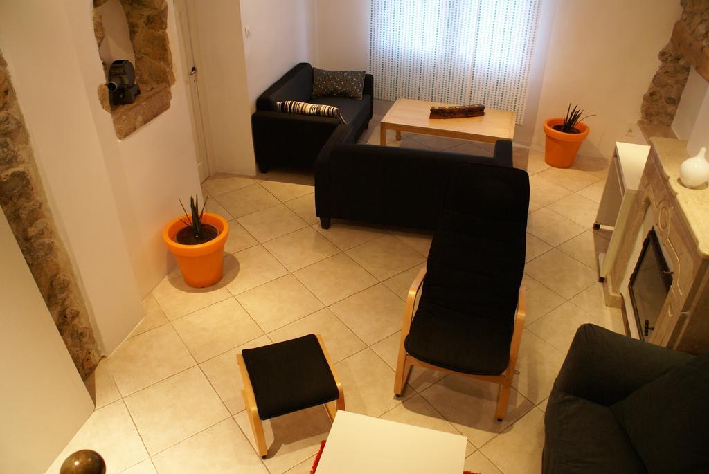 Auberge Gekko Ornaisons Zimmer foto
